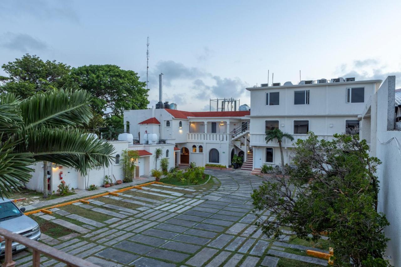 Soy Local Cancún Exterior foto